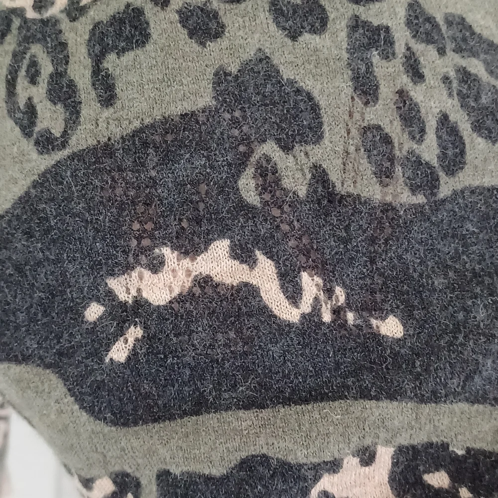 Zadig And Voltaire Brume Cp Cashmere Pullover Size M Camouflage Animal Printed - Picture 5 of 16